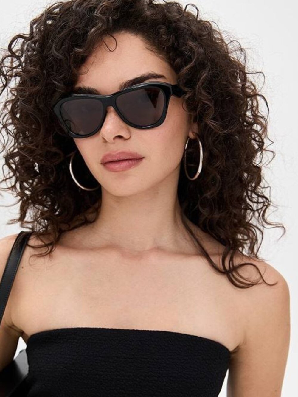 Jacquemus PALMIER JAC/59 C1 Sunglasses Shiny Black Cat Eye Frame, Grey Lenses